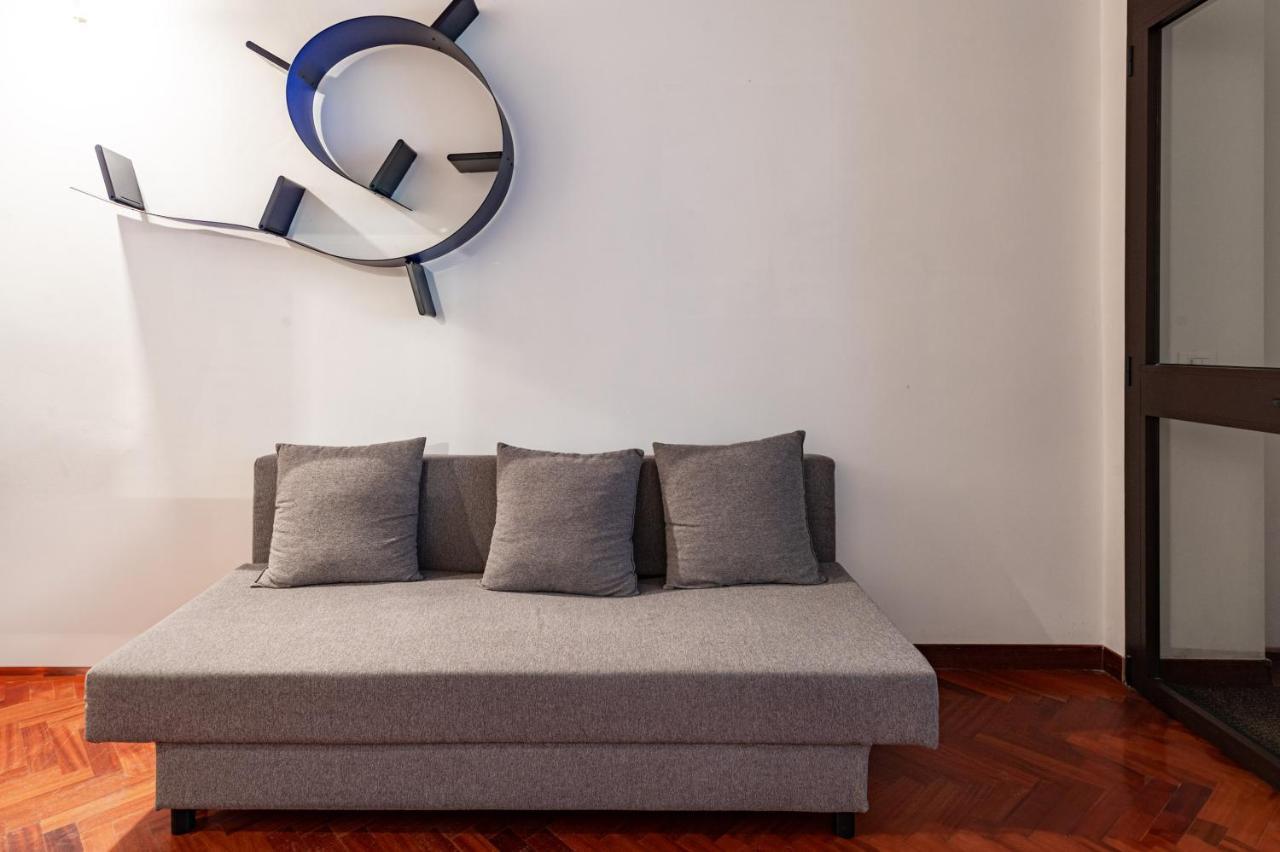 Ticinese Livings Comfy Suite - Full City Center Milão Exterior foto