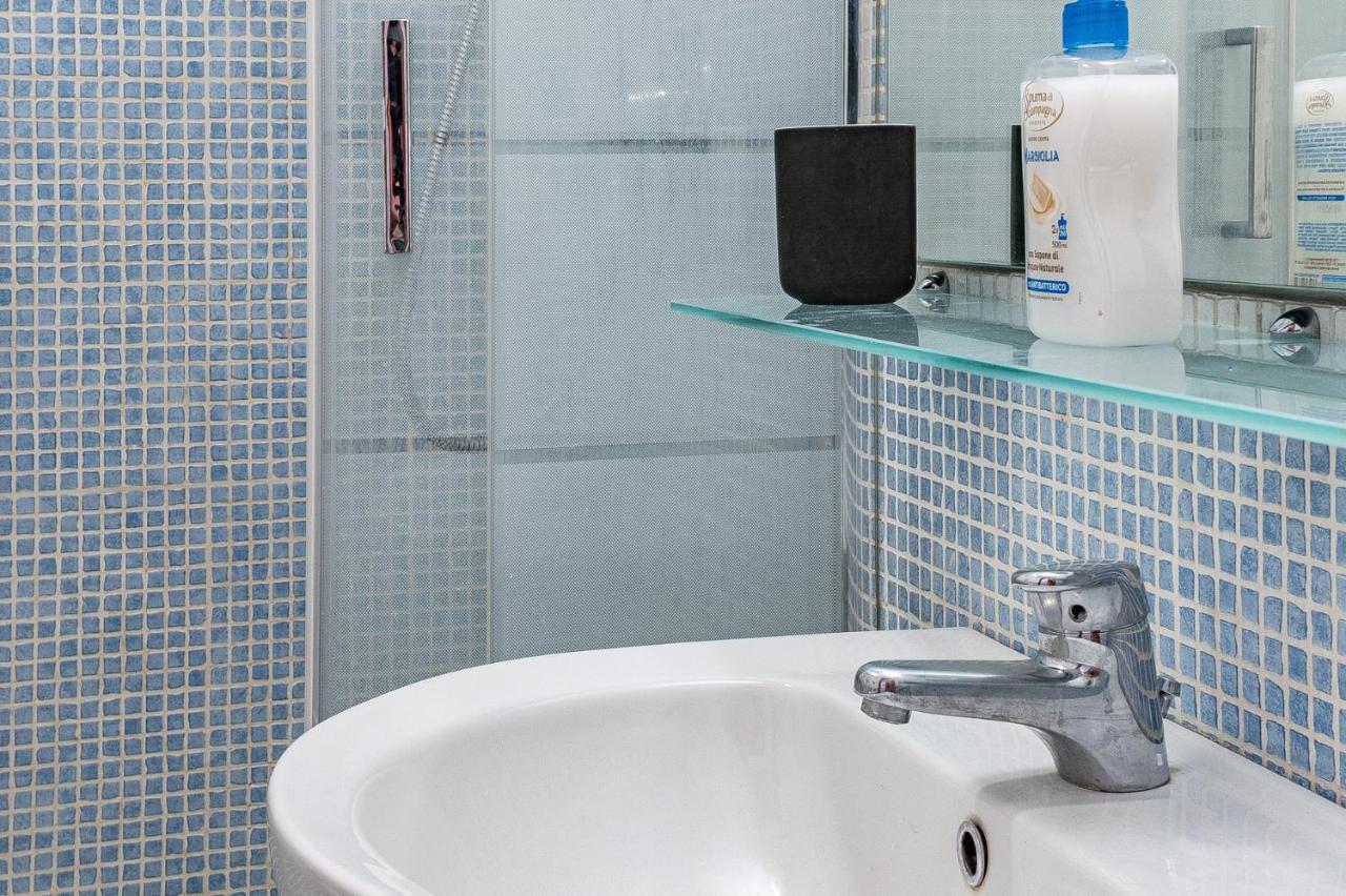 Ticinese Livings Comfy Suite - Full City Center Milão Exterior foto