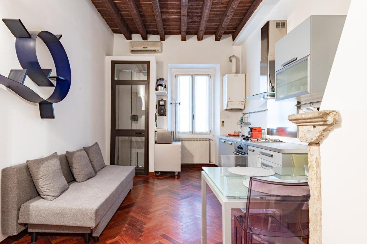 Ticinese Livings Comfy Suite - Full City Center Milão Exterior foto